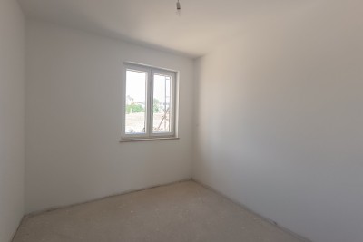 Poreč, Umgebung, Luxuriöse Wohnung im 2. Stock eines Neubaus, 1300 m vom Meer entfernt