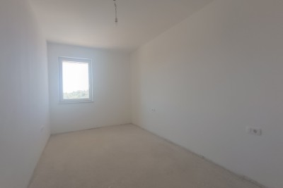 Poreč, okolica, Luksusowy apartament na 2. piętrze nowej budowy, 1300 m od morza