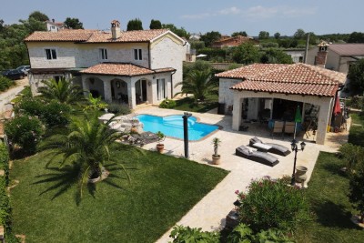 Poreč, okolica, Kamena kuća s bazenom s pogledom na more, 10 km od mora