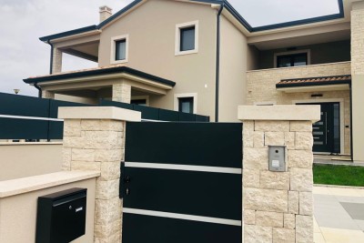 Poreč, Surroundings, Beautifully Decorated Twin House, 4 km from Poreč