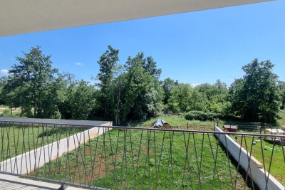 Poreč, Surroundings, Apartment on the 1st Floor of a New Building, 11 km from the Sea