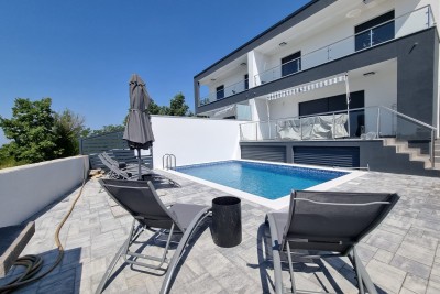 Rovinj, Kanfanar, Podwójny nowoczesny, luksusowy dom z basenem, 8 km od morza