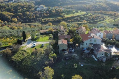 Buje, okolí, Krásná nemovitost k renovaci, PŘÍLEŽITOST pro investory