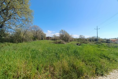 Poreč, dintorni, Terreno edificabile con permesso di costruzione a 4 km dal mare