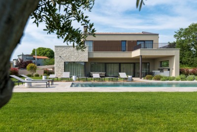 Poreč, okolica, Prekrasna, moderna vila s bazenom i okućnicom, 7 km od mora