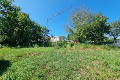 Poreč, Baderna - EKSKLUZIVA AGENCIJE - Gradbena zemljišča z negrađevinskimi, 20 km od morja
