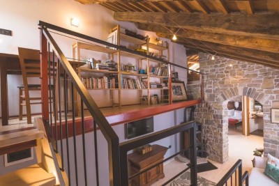 Istria, Oprtalj, Stone House with 3 Apartments and Two Business Spaces