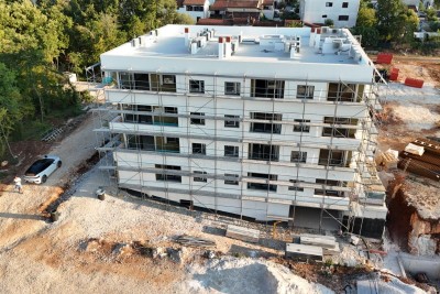 Moderan stan na 2. katu novogradnje, samo 800 m od mora – Poreč!
