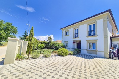 Poreč, Surroundings, Luxury Duplex House with Pool in a Quiet Location, 5 km from the Sea