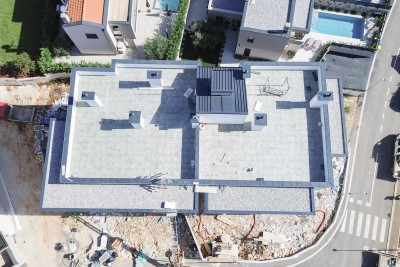 Poreč, okolica, Mieszkanie na drugim piętrze z widokiem na morze, 1500 m od morza