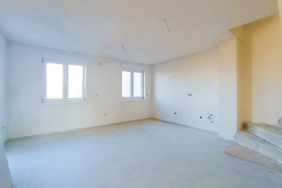 Poreč, Surroundings, Two-Story Apartment with Three Bedrooms and Sea View